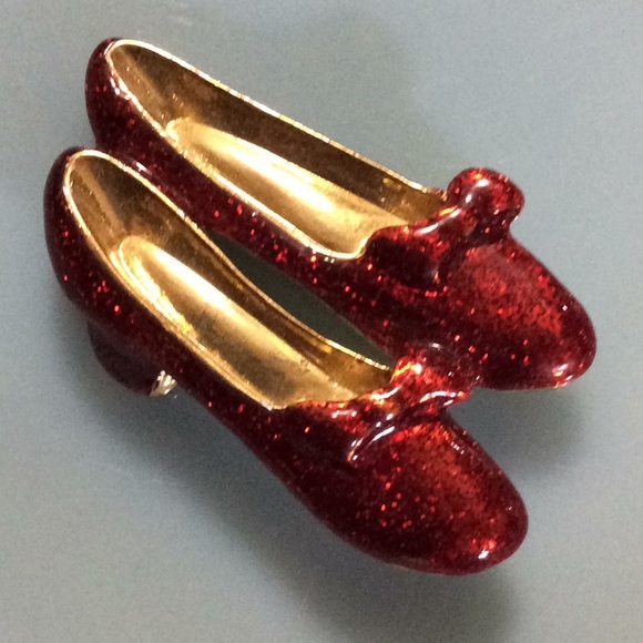 ? Jewelry - Oz ruby slippers brooch